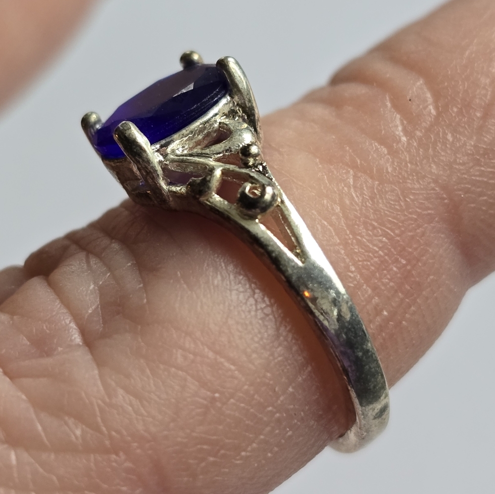 Blue gem ring silver tone size 5.75 5 3/4 classic elegant dainty - Picture 12 of 12